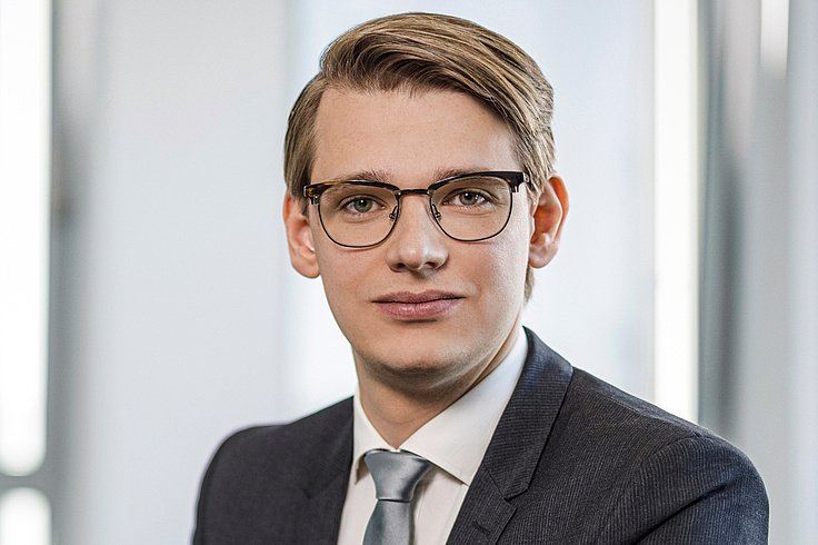 Dr Christopher Lück Dr Christopher Lück