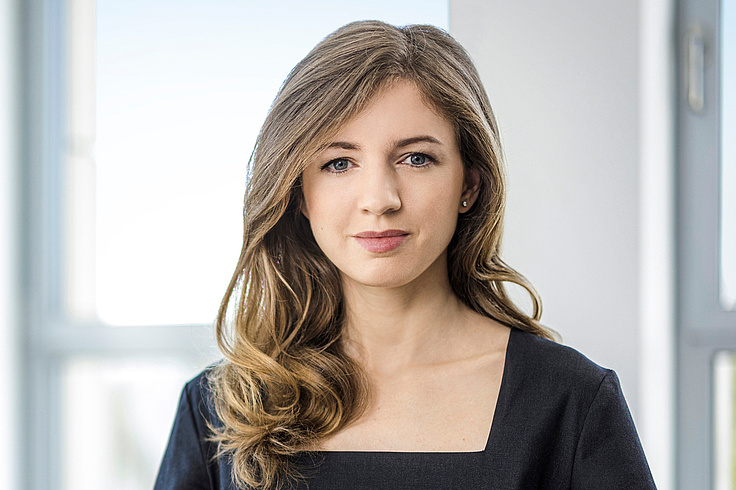 Dr Carolin Huber Dr Carolin Huber